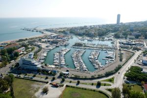 Fotografia aerea - Darsena di Cesenatico-porto di Cesenatico -riviera di Romagna -Porto di Leonardo Da Vinci -panorama riviera di Romagna 