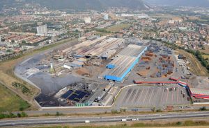 Fotografia aerea zona industriale industria dall'alto ripresa aerea industriale 